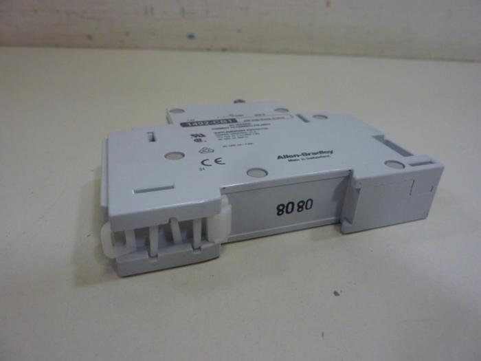 Used ALLEN BRADLEY 10 Amp Circuit Breaker 1492-CB1/DG100 SER B #63798