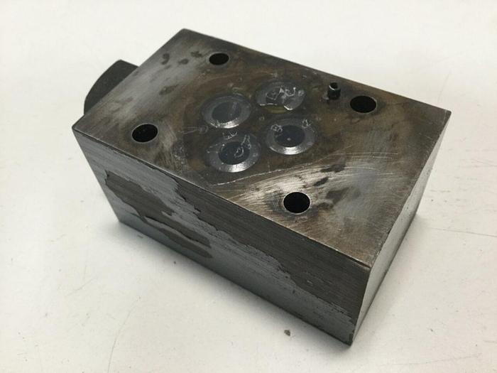 Used VICKERS Check Valve DGMDC 3 Y PK 41 #110538