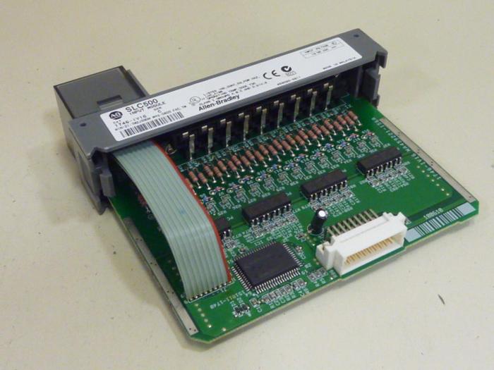 Used ALLEN BRADLEY Input Module 1746-IV16 SER C #66830