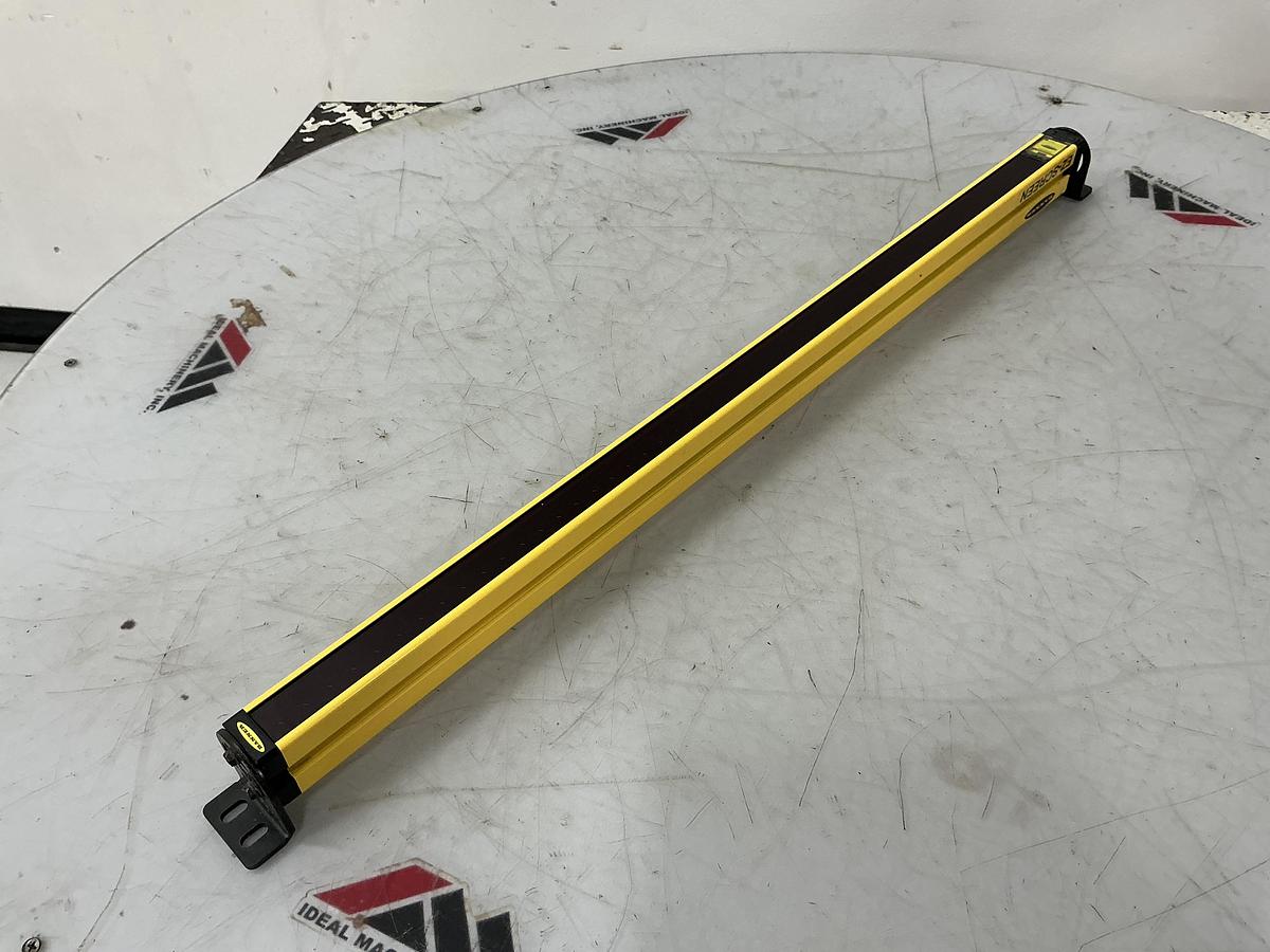 Used BANNER SLSE30-750Q8