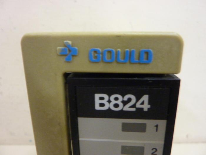 Used MODICON Output Module B824 #66292