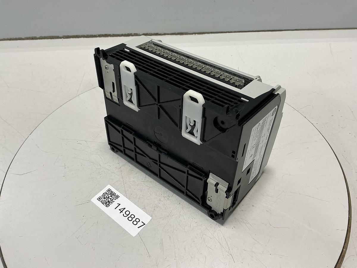 Used ALLEN BRADLEY 1764-24BWA SER B