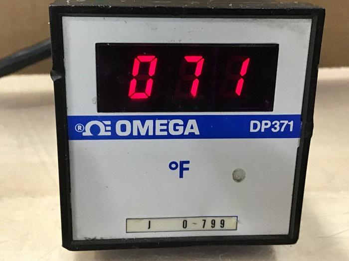 Used OMEGA Temperature Control DP371 #121143