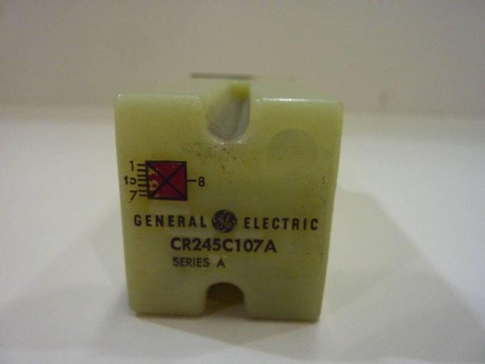 Used GENERAL ELECTRIC / GE Relay Module CR245C107A #42283