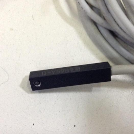 Used SMC Proximity Switch / Auto Switch D-Y59B #80355