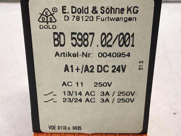 Used E DOLD & SOHNE KG Emergency Stop Module BD5987.02/001 #125410