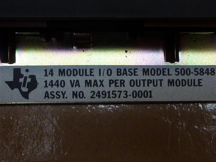 Used TEXAS INSTRUMENTS 14 Slot Rack Base 500-5848 #23931
