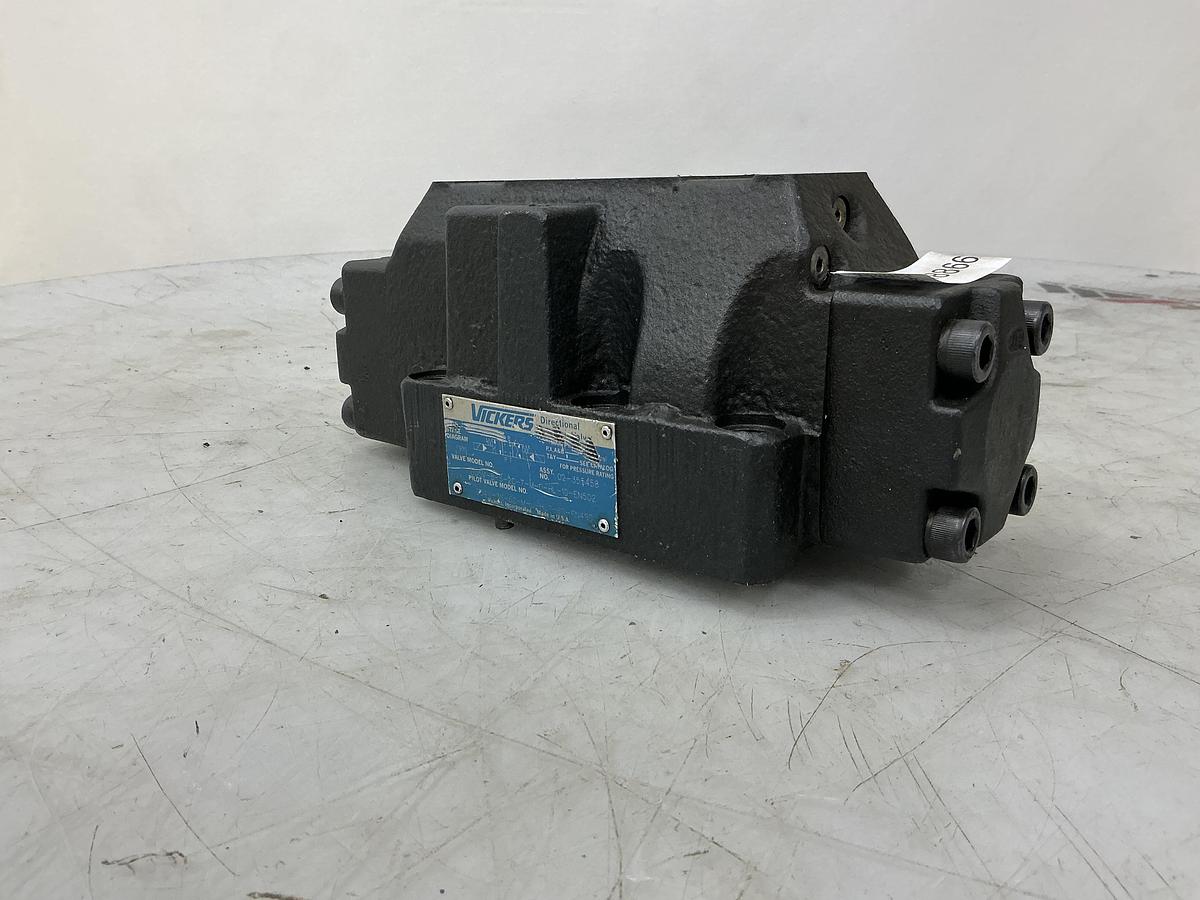 Used VICKERS DG5V-8-S-2C-T-M-U-HL-10-EN502