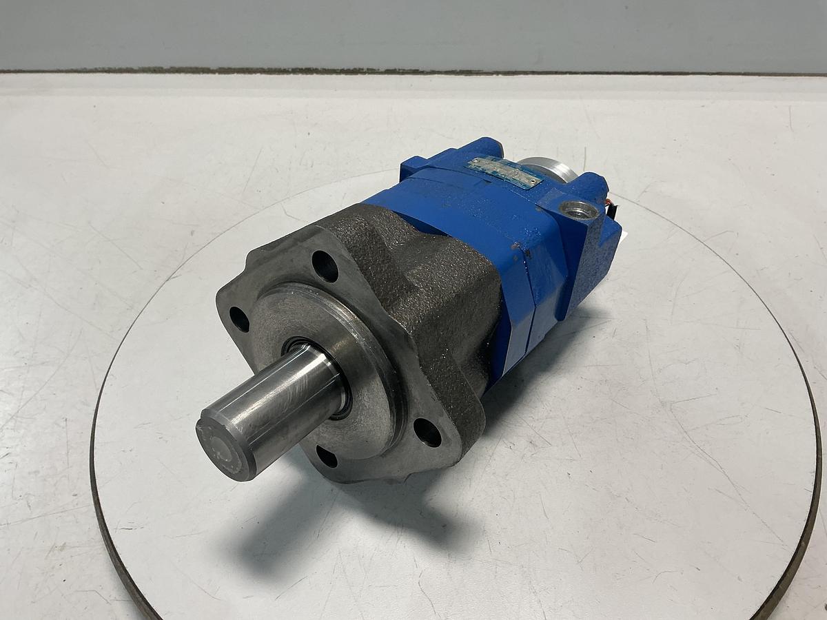 Used CHAR-LYNN / EATON 2TH08AS2S-E