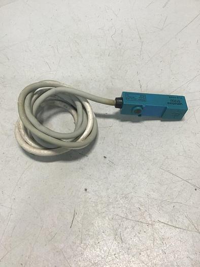 Used YAMATAKE Proximity Switch FL2-4A6S #128183