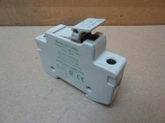 Used LITTELFUSE 30 Amp Fuse Holder LPSC #31241