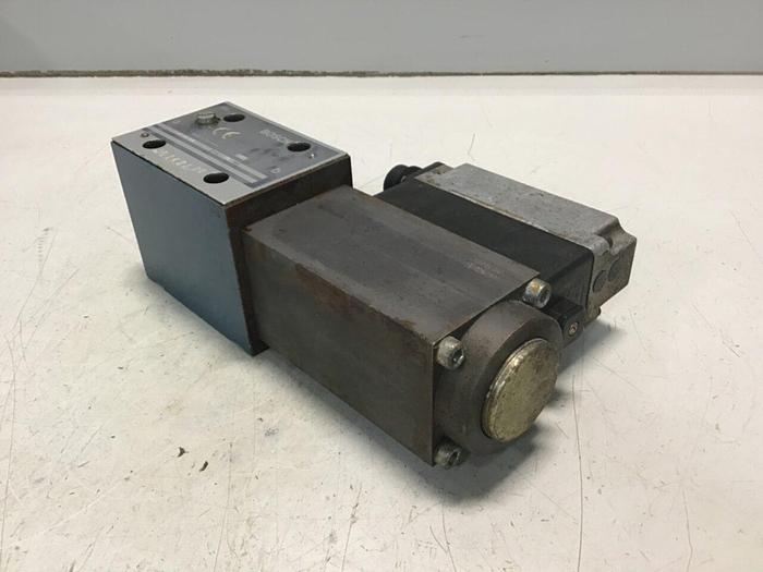 Used BOSCH SERVO Valve 0 811 404 804 USED