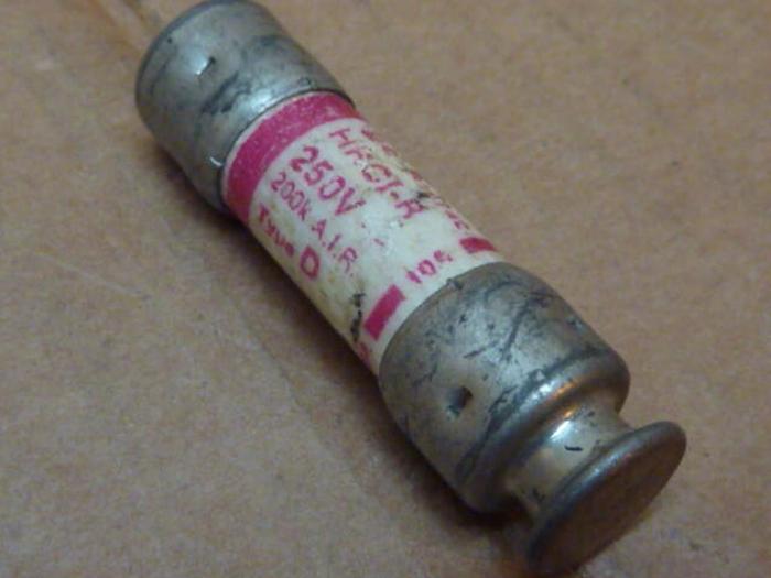 Used GOULD / SHAWMUT 10 Amp Fuse TRNR10 #26929