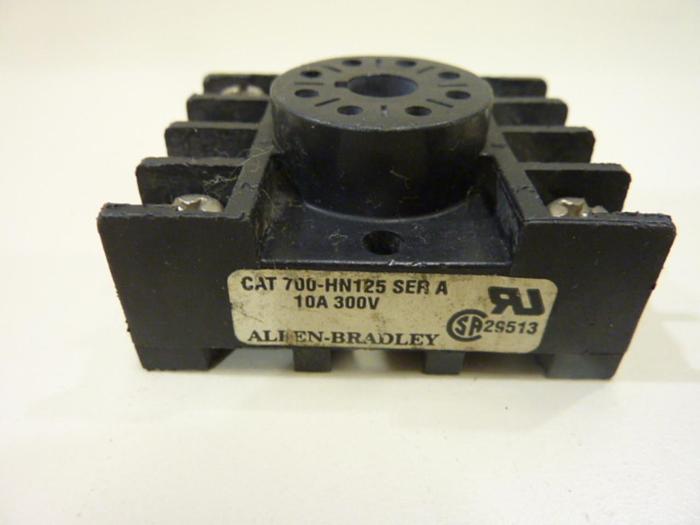 Used ALLEN BRADLEY Relay Socket 700-HN125 SER A #43355