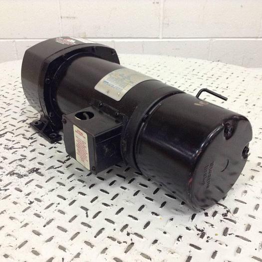 Used LEESON ELECTRIC CO .5/.17 HP AC GEARMOTOR C4T412FZ1A USED