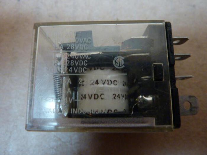Used OMRON Relay LY1 #27369 DNL SCRAPPED