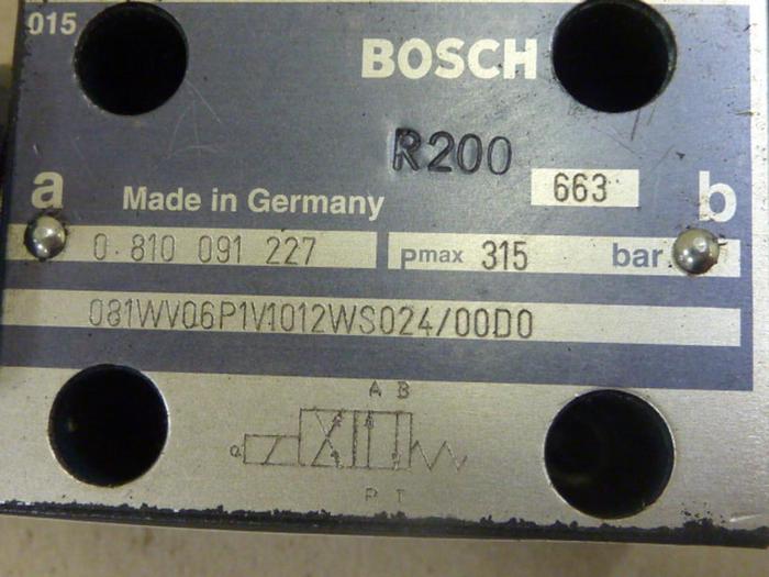 Used BOSCH Directional Valve 0 810 091 227 #97339