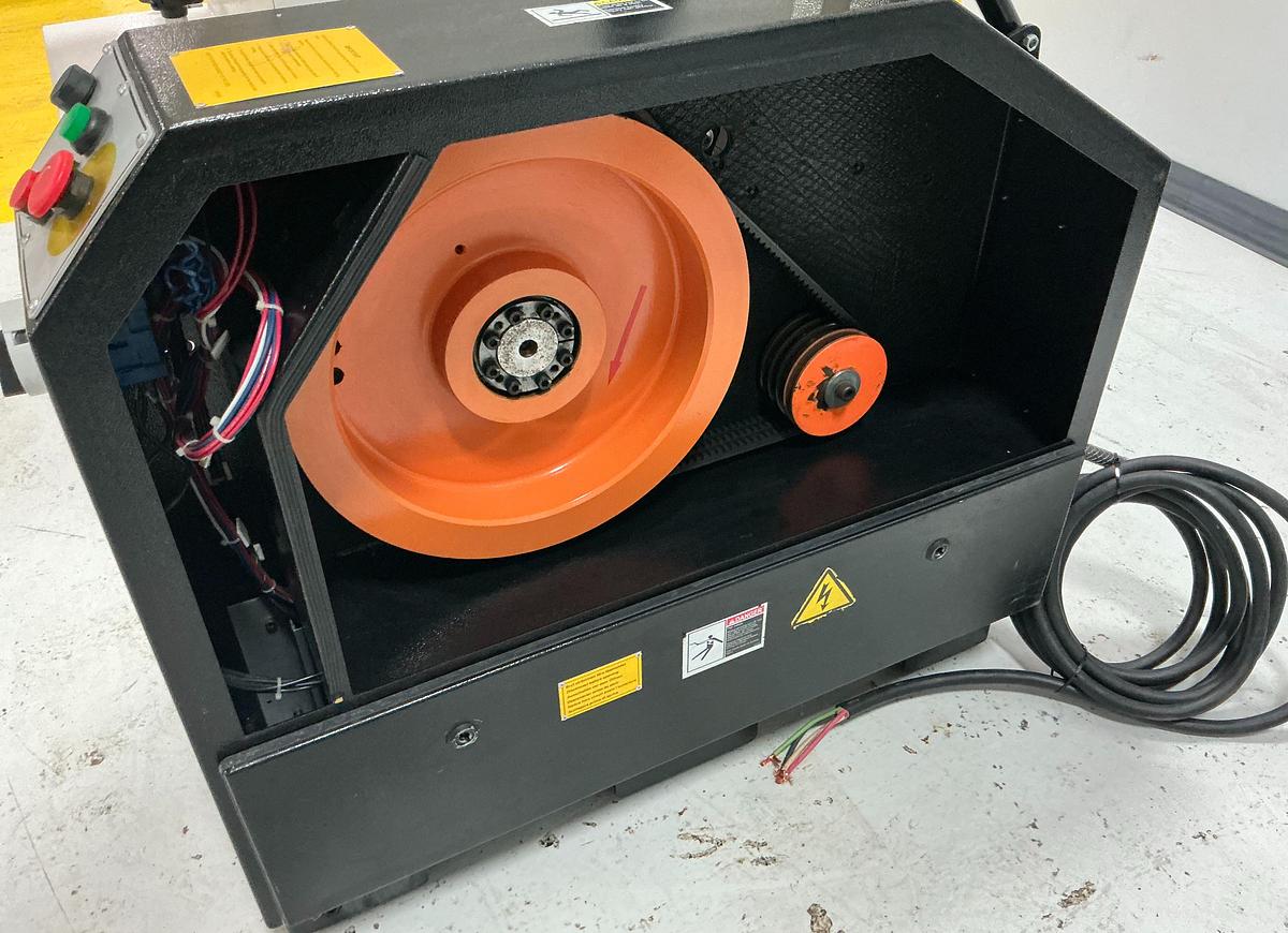 Used MILACRON MG814 GRINDER