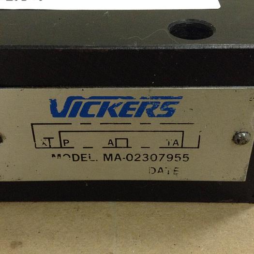 Used VICKERS Valve MA-02307955 Used