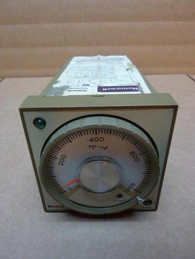 Used HONEYWELL Controller 24001458-001 #27760