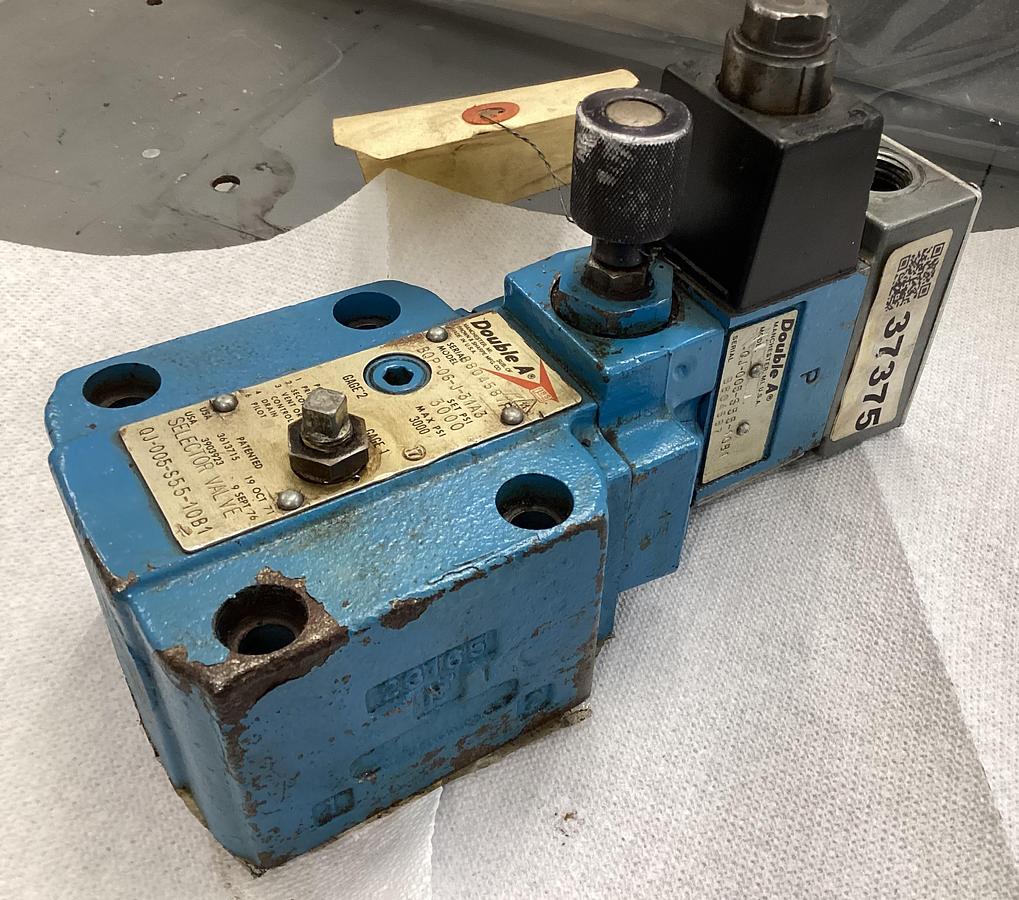 Used DOUBLE A Selector Valve BQP-06-J-31A3 #37375