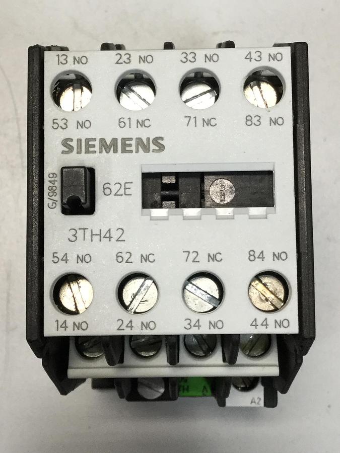 Used SIEMENS Contactor Relay 3TH4262-0A USED