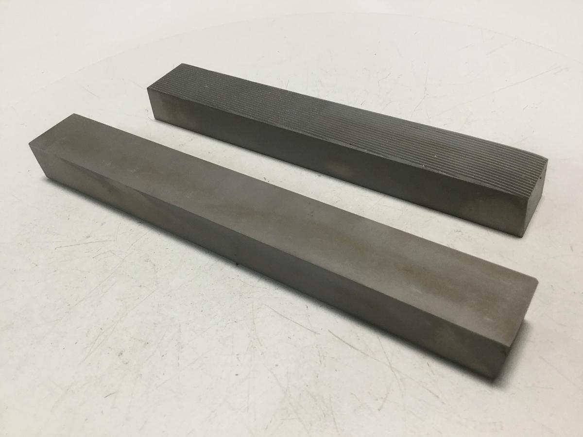 HLT Thread Rolling Die 4-N2-S10-900 USED