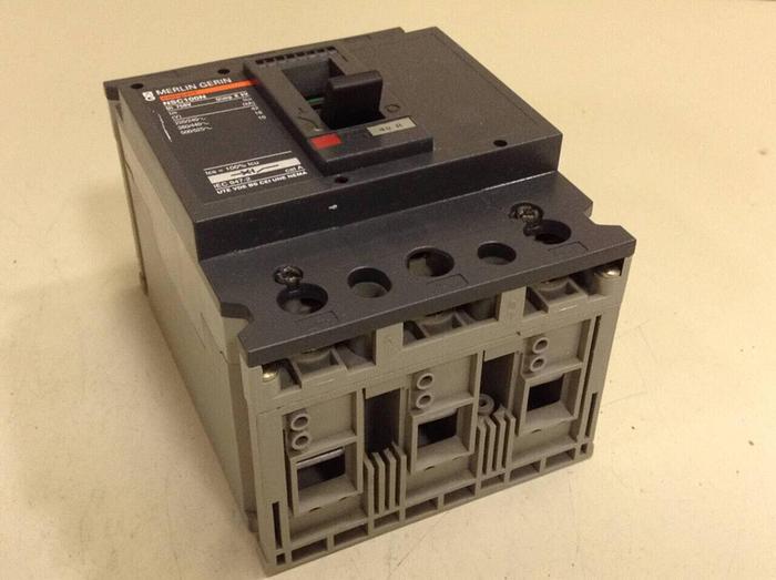 Used MERLIN GERIN 40 Amp Circuit Breaker NSC100N-40 #78135