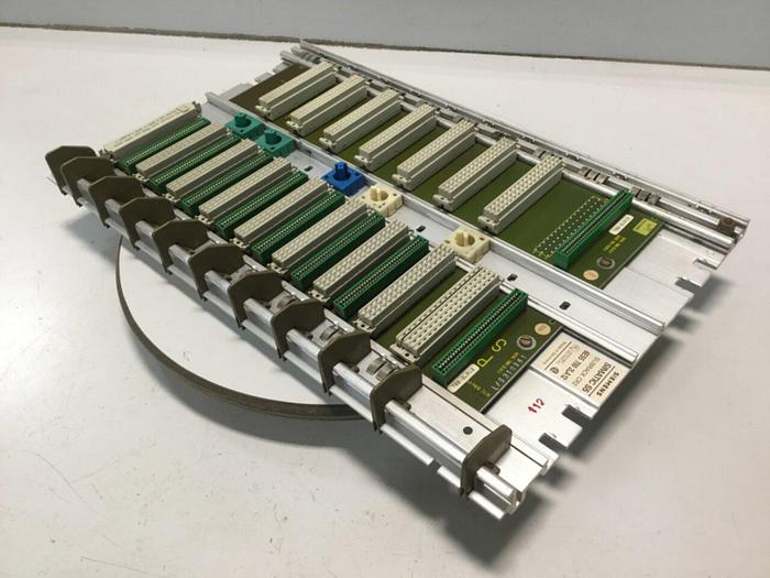 Used SIEMENS Rack Simatic S5 6ES5 700-2LA12 #111116