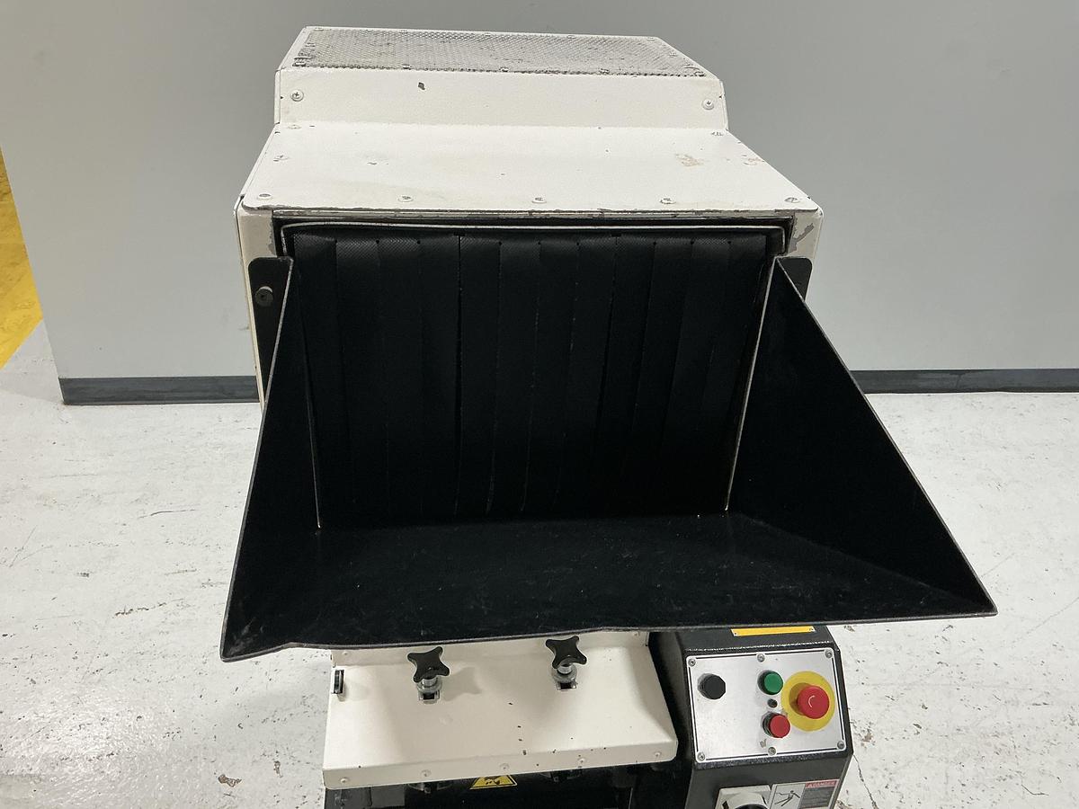 Used MILACRON MG814 GRINDER