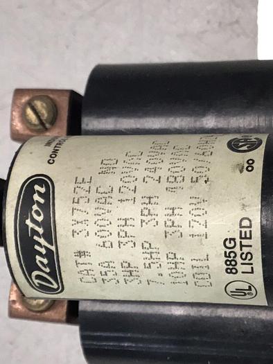 Used DAYTON Contactor Relay 3X752E #119073