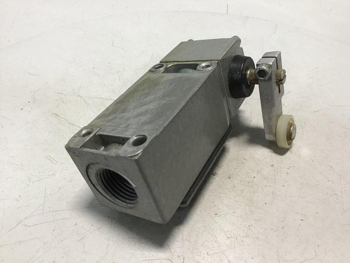 Used TELEMECANIQUE Limit Switch C3JK06 #121464