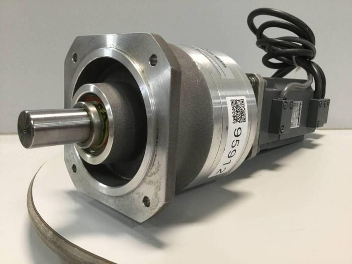 Used MITSUBISHI Servo Motor w/ Gear Motor HA-FH33B Used