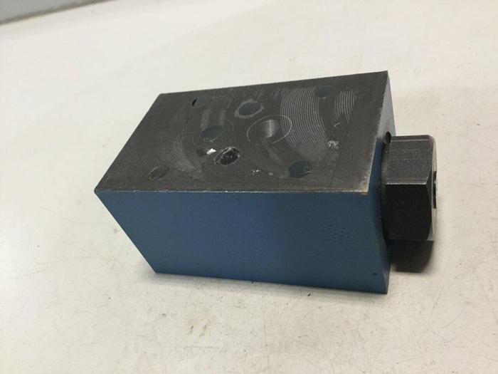 Used VICKERS Check Valve DGMDC 3 Y PK 41 #102355