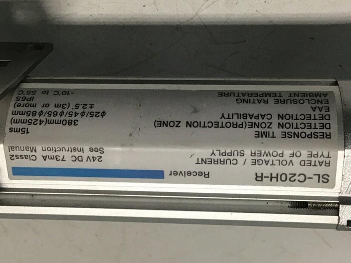 Used KEYENCE CORP Light Curtain Receiver SL-C20H-R #116092