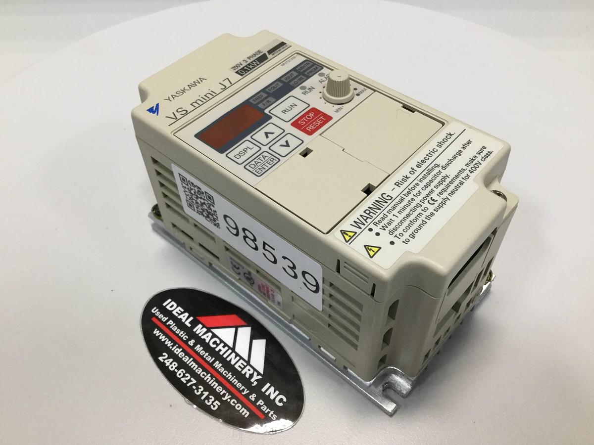 Used YASKAWA VS Mini J7 Inverter CIMR-J7AA20P1 USED