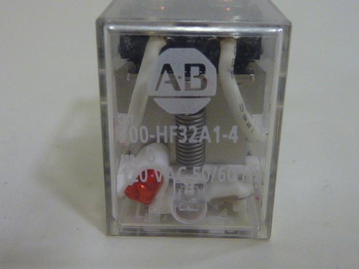 Used ALLEN BRADLEY Relay 700-HF32A1-4 SER B #53760