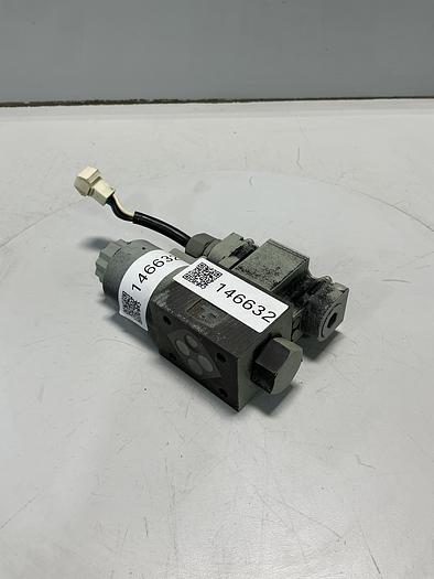 Used YUKEN T-DSG-01-2B8-D24-60140-L