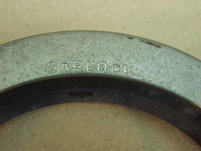 Used GARLOCK Oil Seal 53X2324 Used