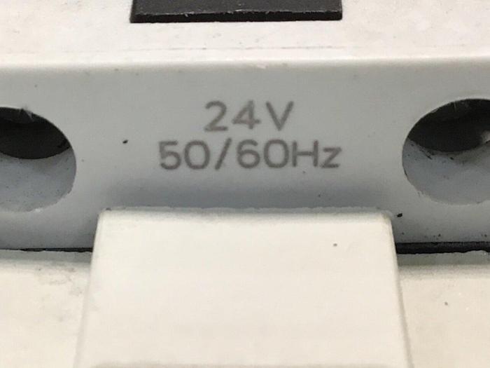 Used SIEMENS Contactor 3RT1044-1A #111931