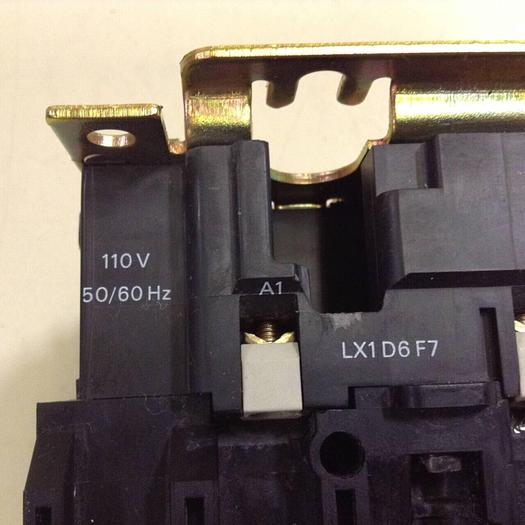 Used TELEMECANIQUE Contactor LC1065004 #77735
