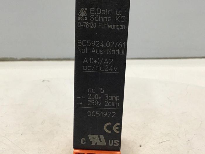 Used DOLD Safemaster Relay BG5924.02/61 #122549
