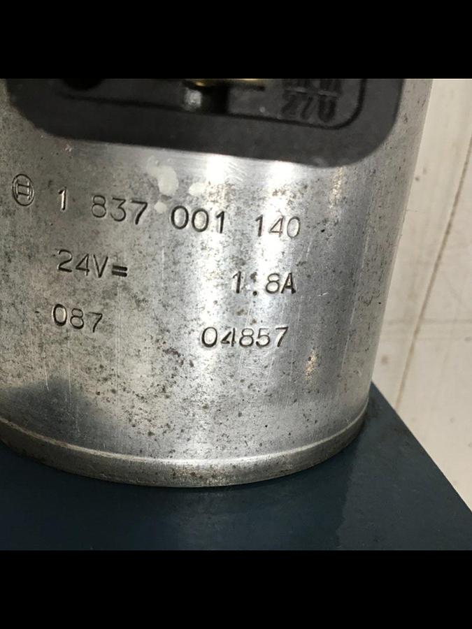 Used BOSCH Control Valve 0 810 001 715 Used