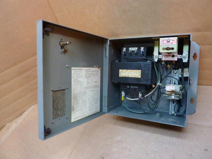 Used SQUARE D Transformer Disconnect 9070-SK5271S #28233