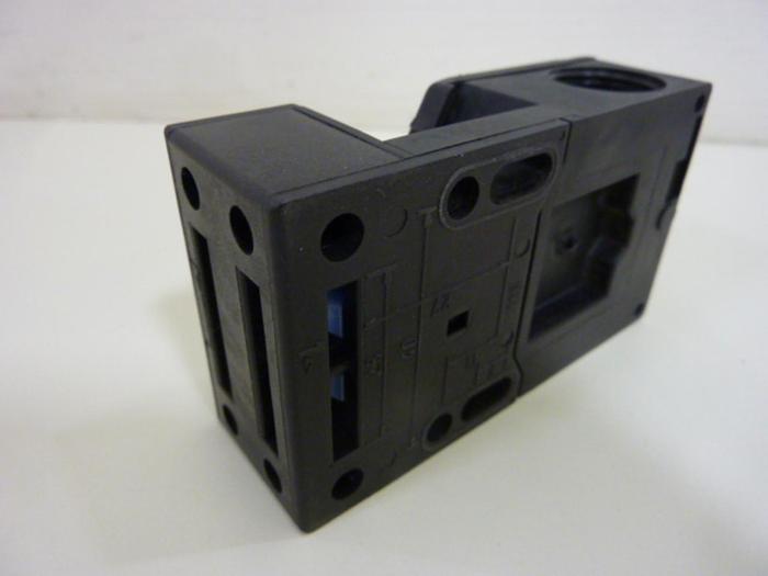 Used SCHMERSAL Safety Switch AZ16-0ZVRK-M20 #50227