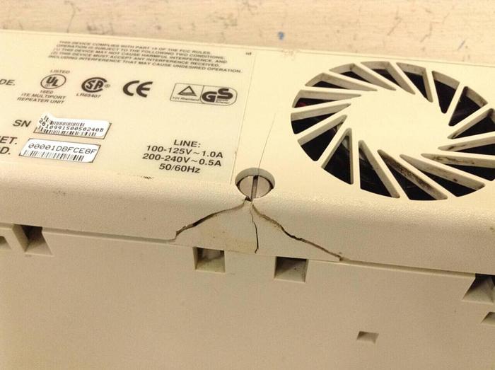 Used CABLETRON 10 Base-T Hub w/ Lanview SEHI-24 #75002