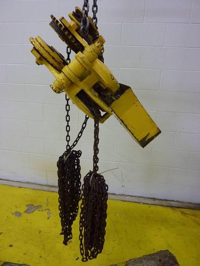 Used YALE HOISTS Trolley Chain Hoist D-190402 #56838