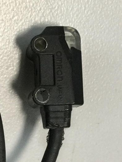 Used OMRON Photoelectric Sensor E3T-ST11 #103421