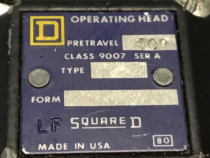 Used SQUARE D Limit Switch 9007-AEQ2699 #121426