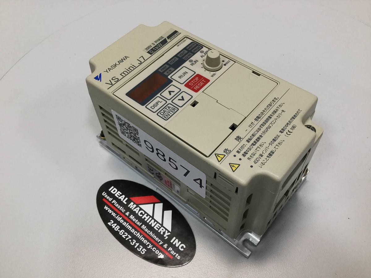 Used YASKAWA VS Mini J7 Inverter CIMR-J7AA20P1 USED